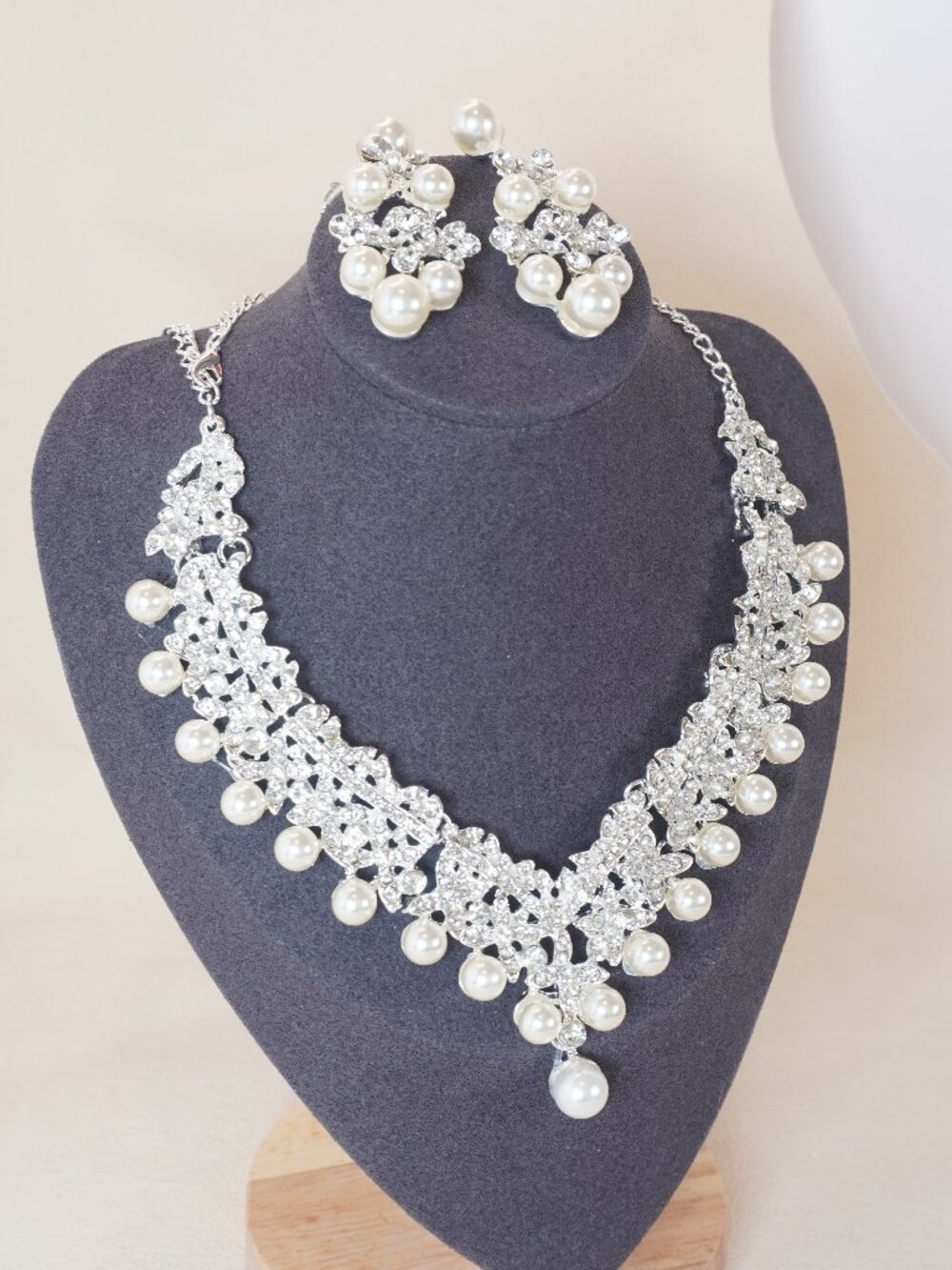 Bridal Jewelry set Pearl earrings neckalce